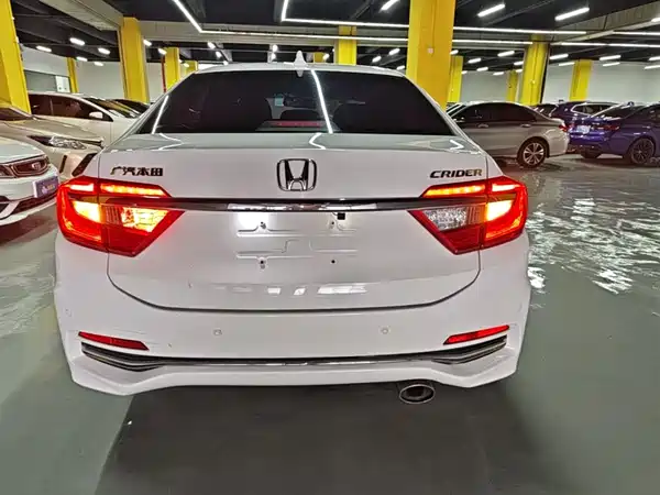 Honda Crider 2016