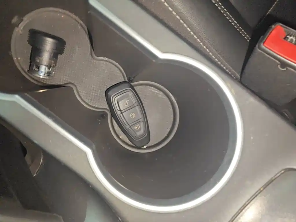 Ford Kuga 2015 — фото 9