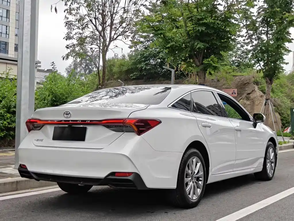 Toyota Avalon 2024