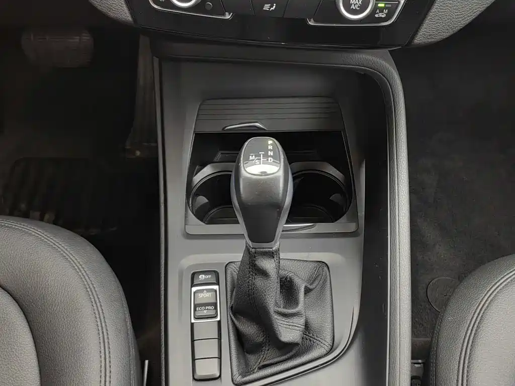 BMW X1 2017 — фото 13