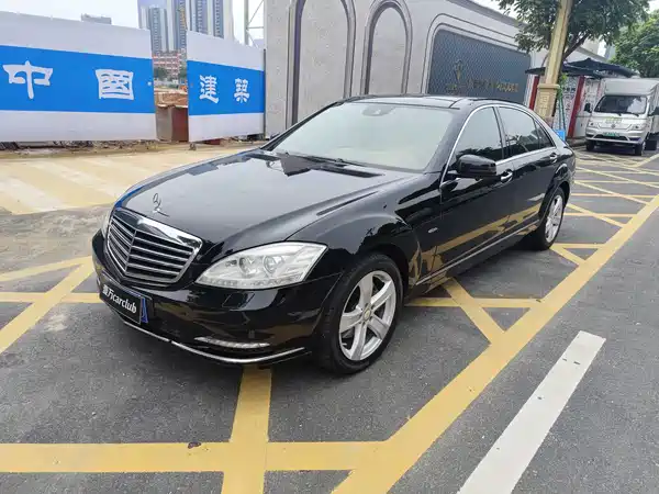 Mercedes-Benz S-Class 2013