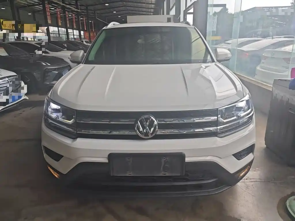 Volkswagen Tharu 2020