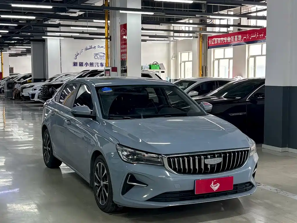 Geely Emgrand 2024