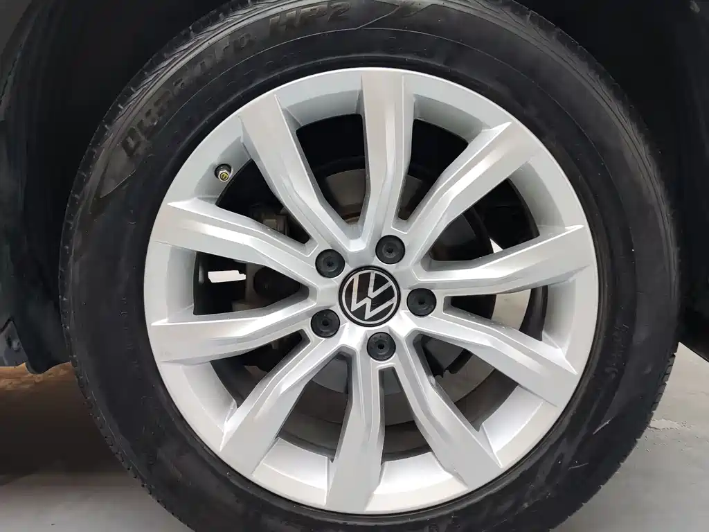 Volkswagen T-Roc 2022 — фото 15