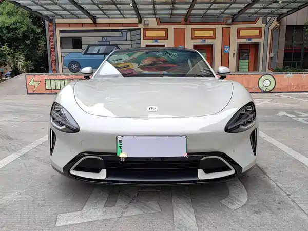 Xiaomi SU7 2024