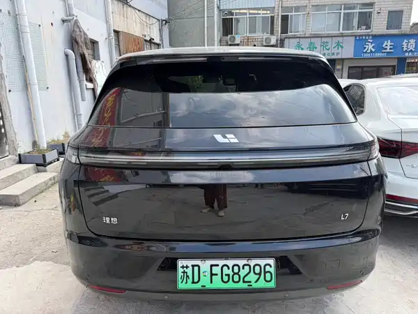 Li Auto L7 2023