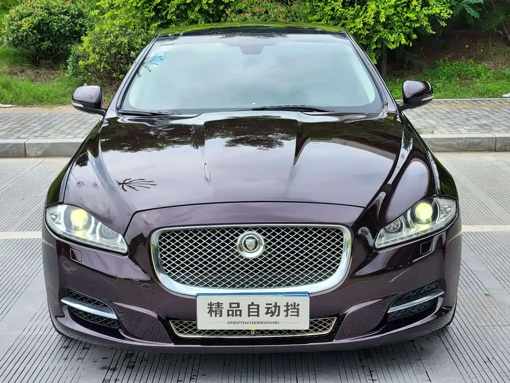 Jaguar XJ 2013