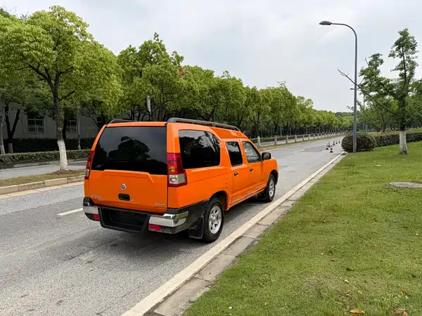 Nissan ZN Van 2013
