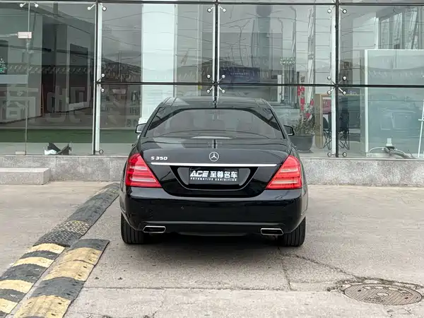 Mercedes-Benz S-Class 2007