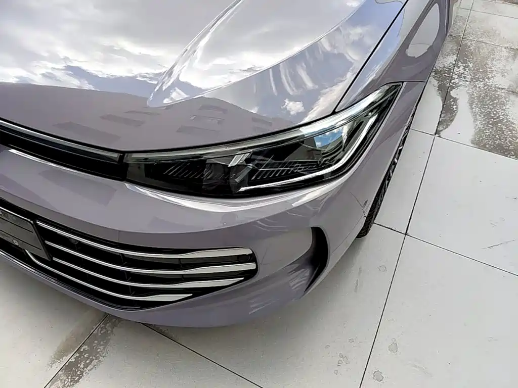 Volkswagen Passat 2024 — фото 24