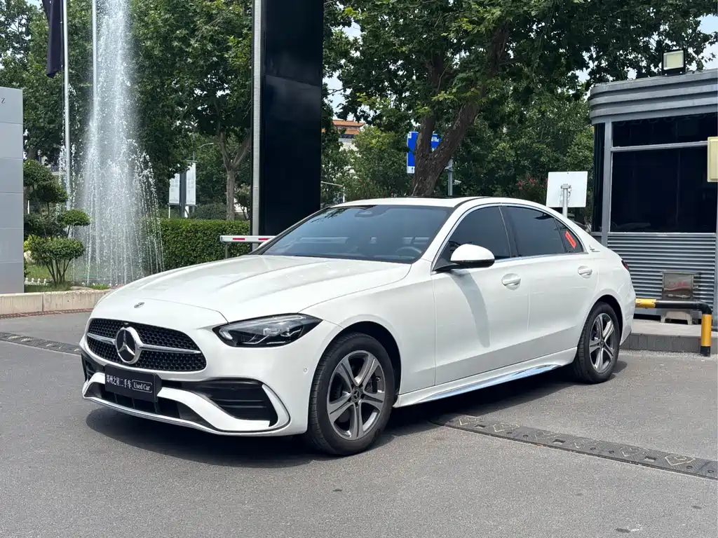 Mercedes-Benz C-Class 2022