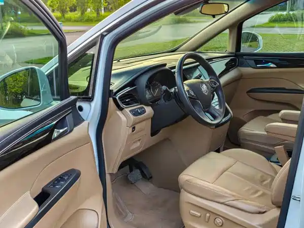 Buick GL8 2019