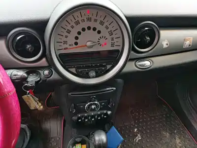 MINI MINI 2011