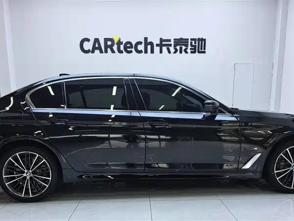 BMW 5 Series 2022