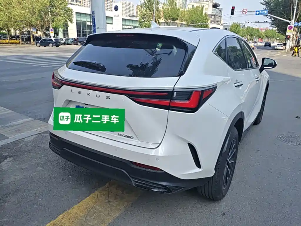 Lexus NX 2022