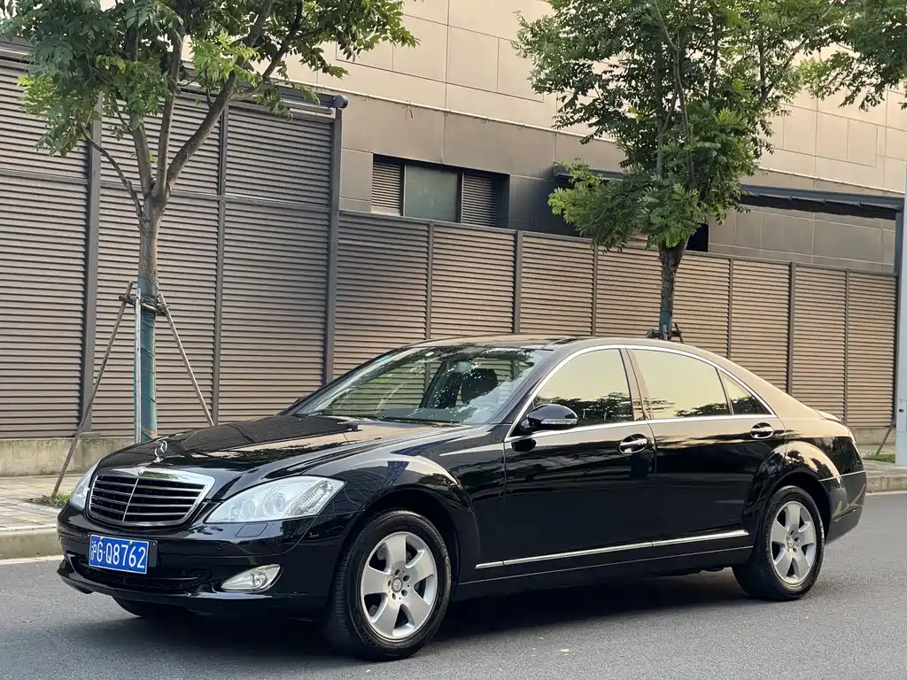 Mercedes-Benz S-Class 2008