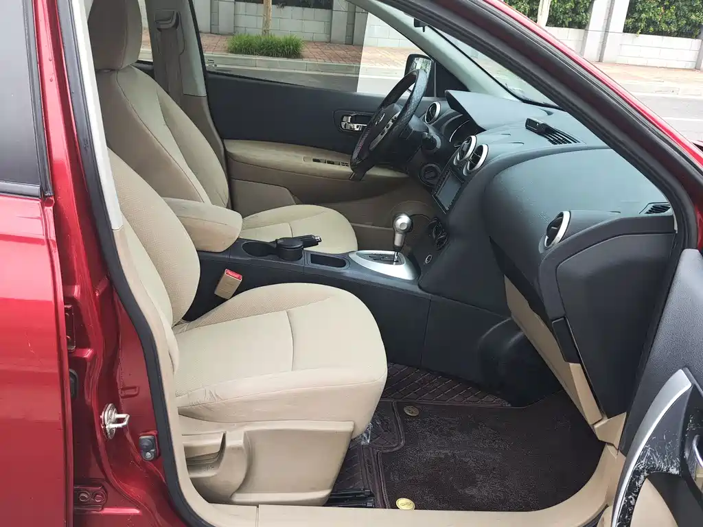 Nissan Qashqai 2015 — фото 10