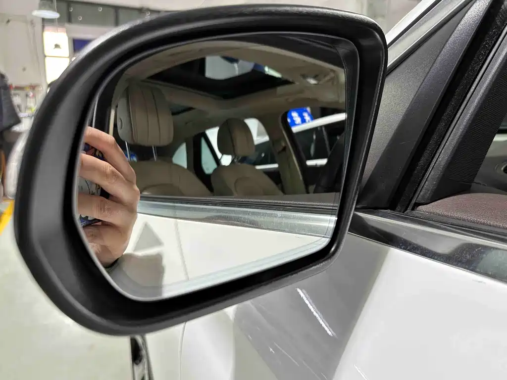 Mercedes-Benz GLC 2018 — фото 12
