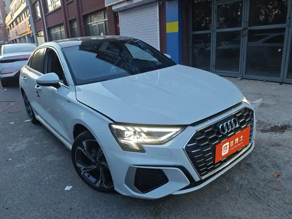 Audi A3 2022 — фото 2