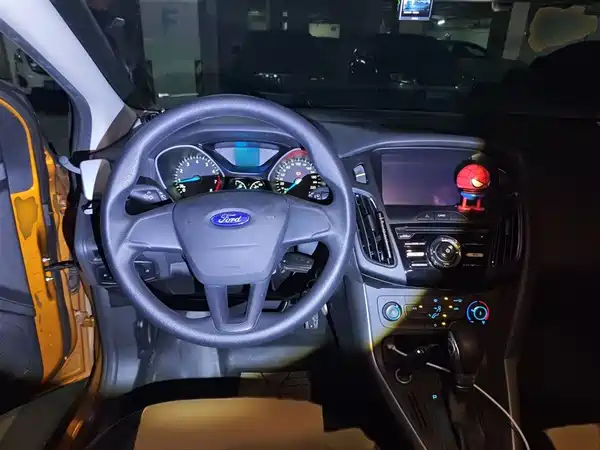 Ford Focus 2015