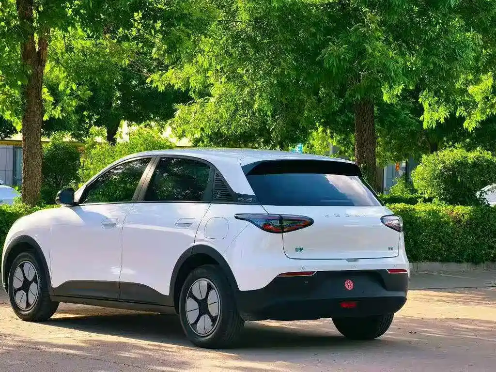 Geely Galaxy Starwish 2025
