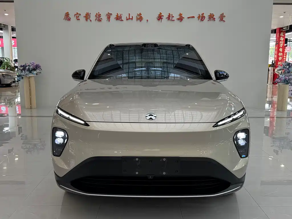 NIO EC7 2025