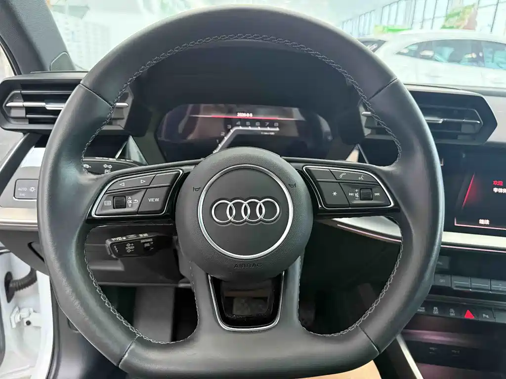 Audi A3 2022 — фото 12