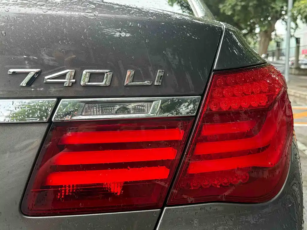 BMW 7 Series 2013 — фото 22