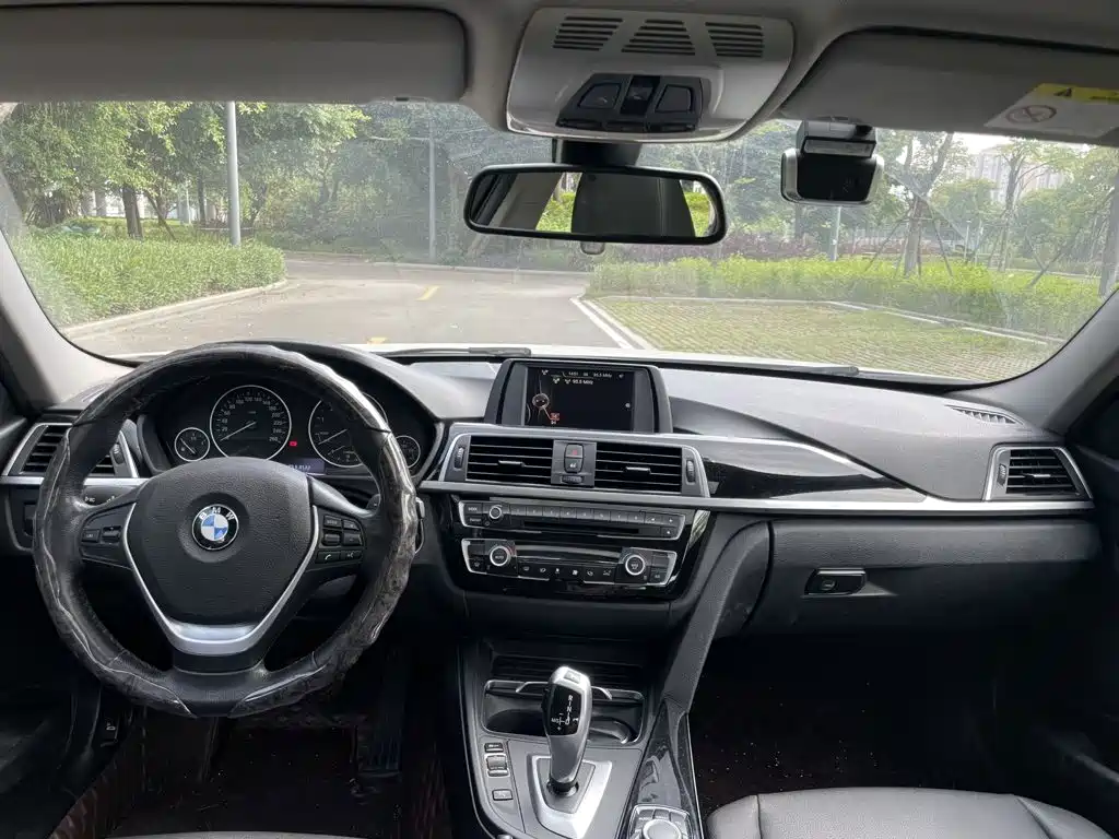 BMW 3 Series 2017