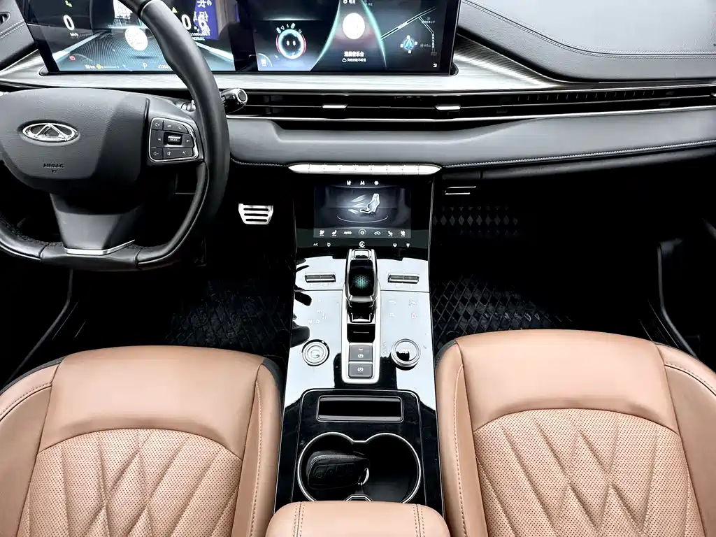 Chery Tiggo 8 PLUS 2023 — фото 8