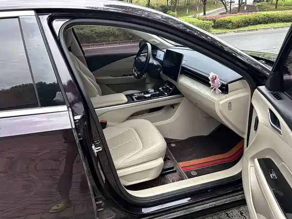 Wuling Starlight 2023