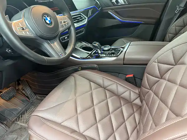 BMW X5 2023