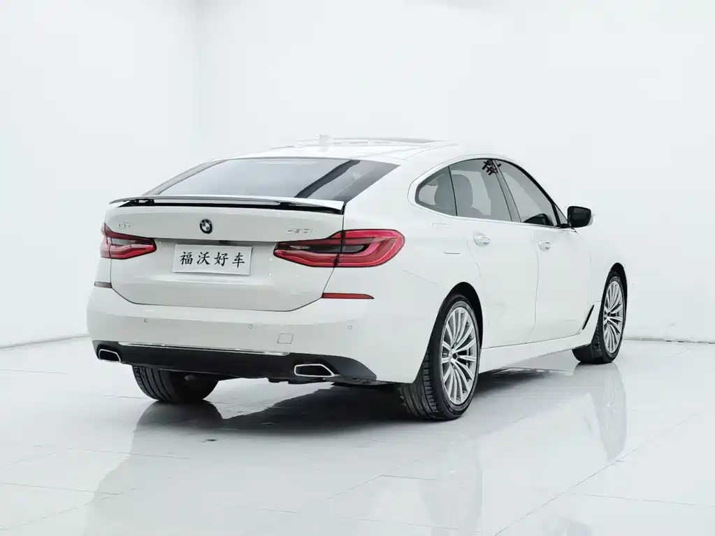 BMW 6 Series GT 2018 — фото 30