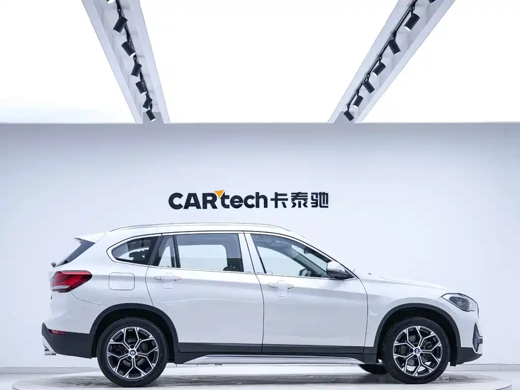 BMW X1 2020 — фото 6