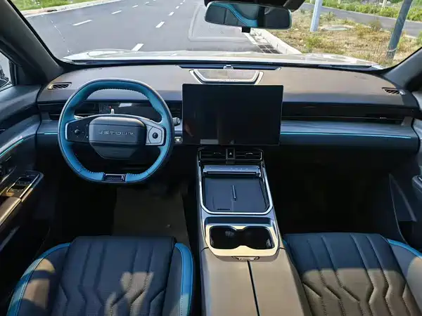 Jetour Shanhai L6 2025