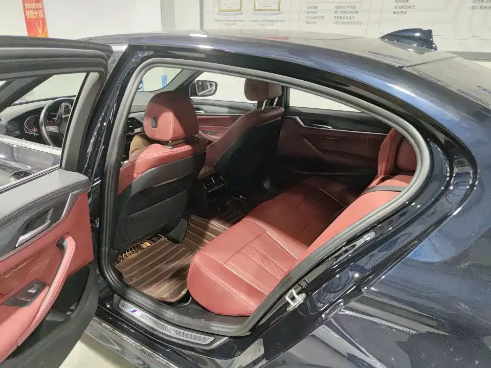 BMW 5 Series 2022
