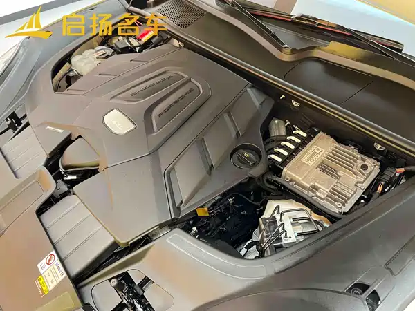 Porsche Cayenne 2023