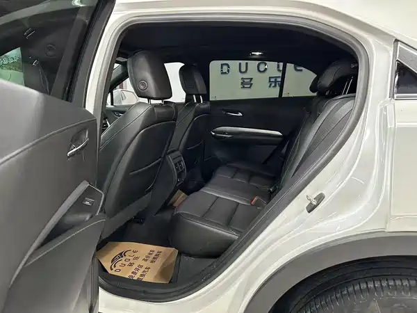 Cadillac XT4 2018