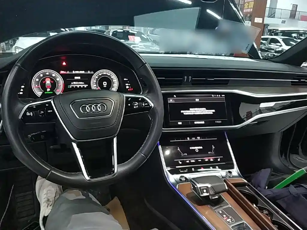 Audi A6L 2022 — фото 10