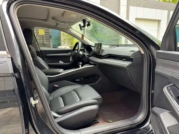 Geely Xingrui 2021