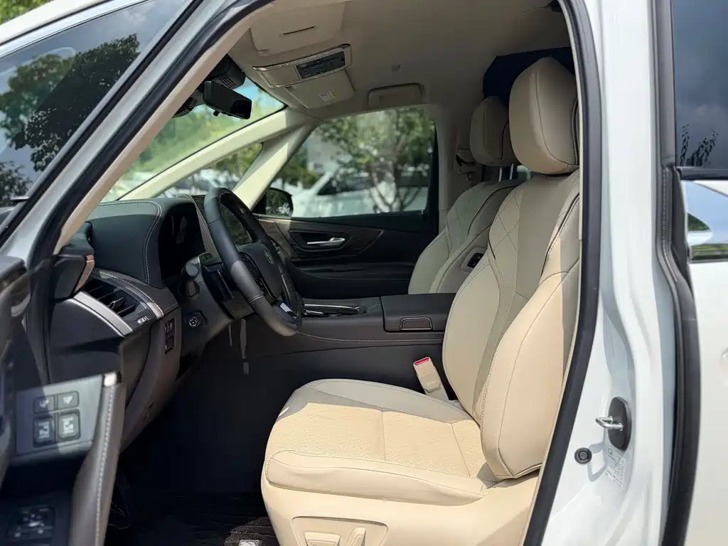 Toyota Alphard 2024 — фото 13