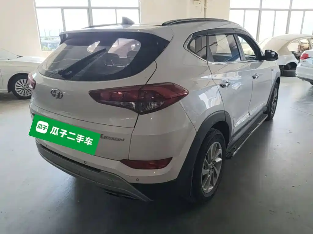 Hyundai Tucson 2015 — фото 7