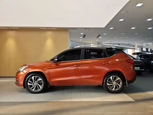 BYD Song 2015