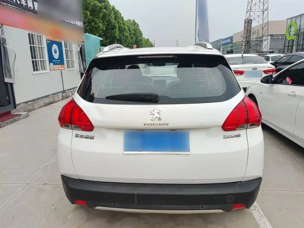 Peugeot 2008 2015