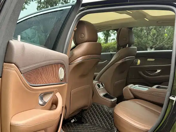 Mercedes-Benz E-Class 2021