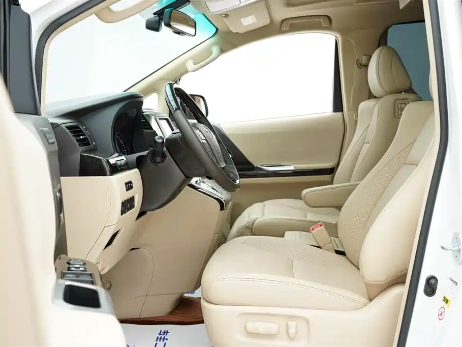 Toyota Alphard 2012 — фото 7