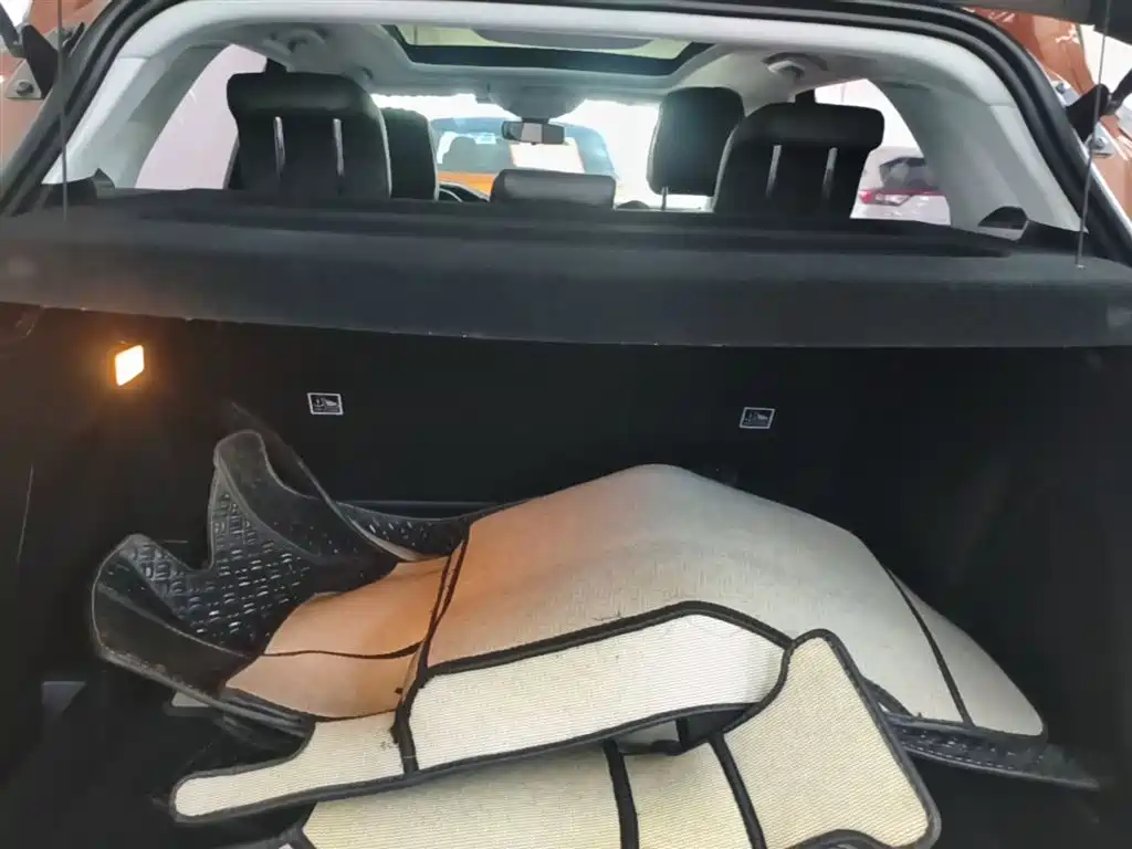 Peugeot 4008 2018 — фото 19