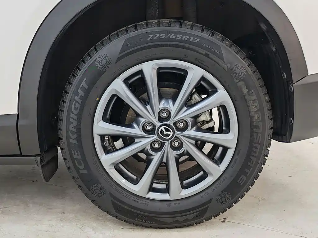Mazda CX-4 2023 — фото 17