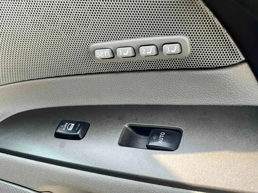 Lexus IS 2006 — фото 13