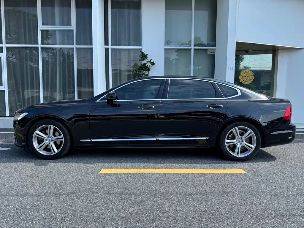 Volvo S90 2018 — фото 4